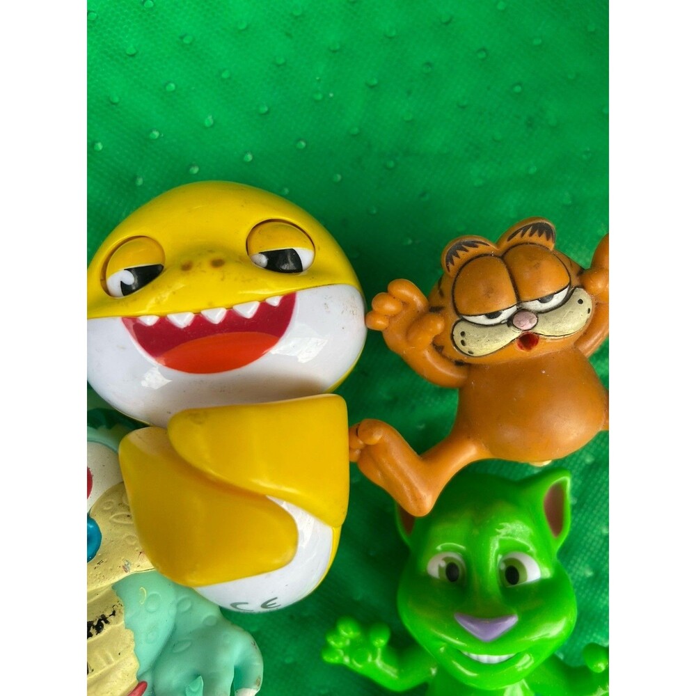 2016 McDonalds Toy Curious Talking Tom Cat Green #5 Kitties Bundle